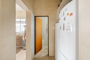 100m Da Praia Enseada , Ar condicionado em todos os quartos