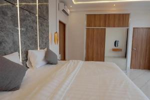 Cozy Seminyak Loft 3 Bedroom Private Villa