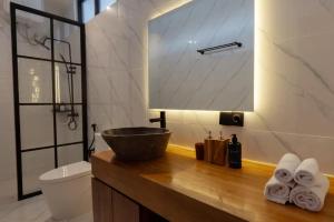 Cozy Seminyak Loft 3 Bedroom Private Villa