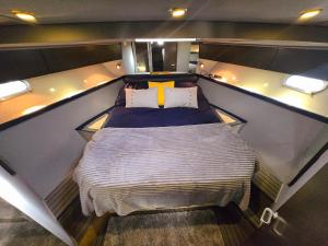 Moonlight Lady, our secret on the Med!