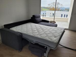 T2 récent, tout équipé et bel extérieur