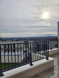 T2 récent, tout équipé et bel extérieur