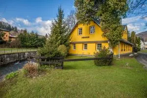 Penzion SATEK - Vápenná