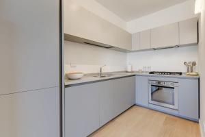 Roma City Suite with Parking - Villa Borghese