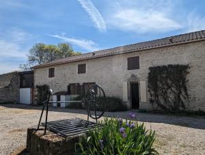Maisons de vacances 23, Grande Rue, Patreville, Val D-Auge, Charente : photos des chambres