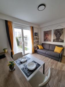 Lemon Bliss Studio