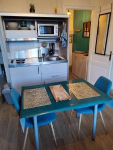 Studio 10, très bien placé, parking wifi gratuit