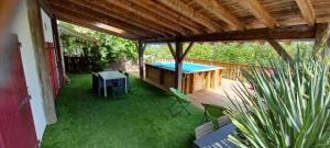 Appartements Gite avec piscine a 5 minutes de CAHORS : photos des chambres