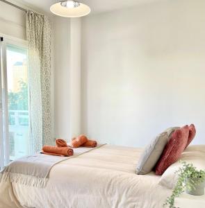 Mar azul Playa Misericordia 150 m by Key -wise