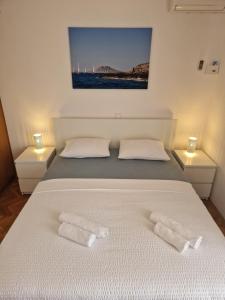 Cornelia Apartments by the sea Okrug Gornji, Čiovo