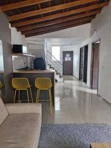 302 Apartamento Completo en Medellín