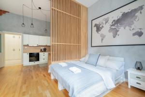 Chic Brick Suite in Historic Prague City Center by Rentez