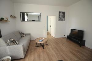 Appartements charmant 2 pieces : photos des chambres