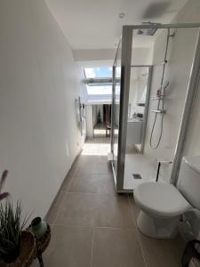 Maisons de vacances Chez Maurice - Stylish French Country House : Maison 3 Chambres