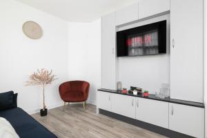 Modern 1 bed flat 5 min from tube! London, Parking, Wembley Stadium