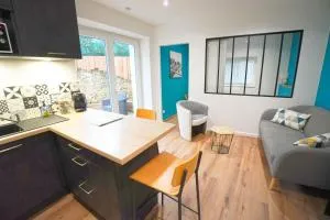 STUDIO RENOVE RDC TERRASSE + EXTERIEUR PAYSAGE - Messimy