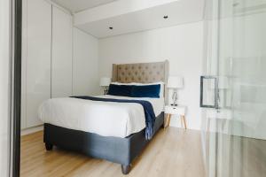 Elipse Waterfall-2803