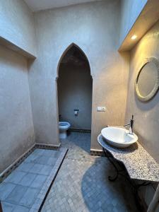 Magnifique Riad, Élégance et Charme Authentique à Marrakech