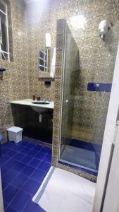 Suíte Romântica premiada com linda vista de varanda em Petrópolis!