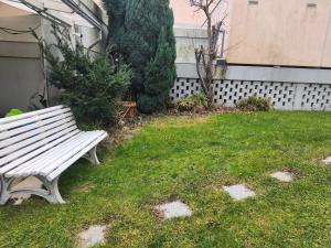 Sonnenschein1R mit Terrasse und Garten