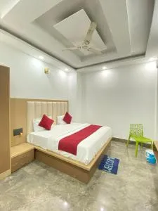 Hotel Prime Star AC Family Room - Agra