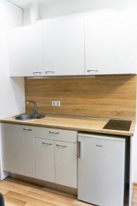 Artilērijas iela 25