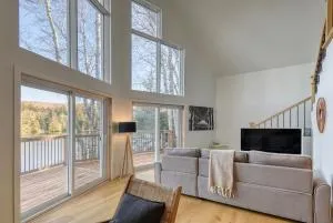 Waterfront Chalet peaceful nature ski-hiking - Duhamel