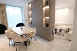 Luxury Apartment Three Bedrooms In Panorama Five