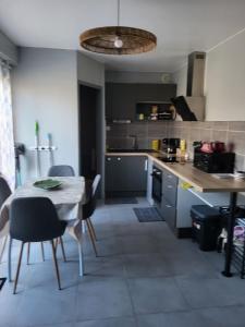 Appartements Le repos d-Aubrac : photos des chambres