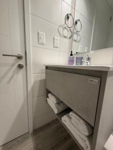 Modern Studio - Spacious Terrace