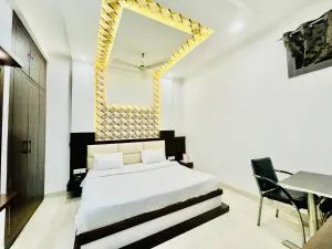 Hotel Urban Home Stay Near Taj mahal - Dayāl Bāgh