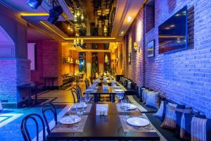 ORBI PALACE room 713