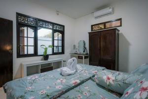 Hawaiian Beach House