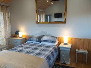 The Crossing, Cabin,R95TH5C