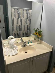 Disney Dreams Delivered - No Resort Prices Required! Cortile