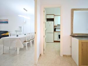 Apartamento frente a la piscina