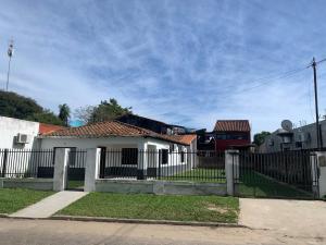 Casa en el centro de Pilar, Ñeembucú