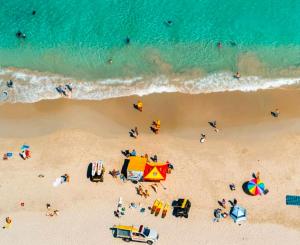 Affordable long Term Stay Queen Size Bedroom Near City University Fremantle