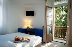 Hotels Hotel Le Dauphin : photos des chambres