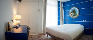 Hotels Hotel Le Dauphin : photos des chambres