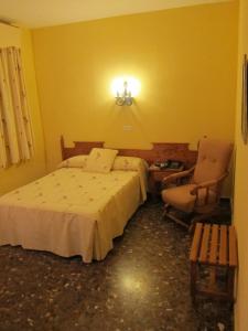 Double or Twin Room room in Hotel Restaurante El Lago