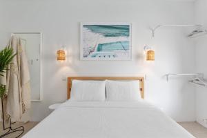 Bright 1-Bed Apartment in Coastal North Bondi