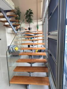 Penthouse Suite at 20 South - Suite 907