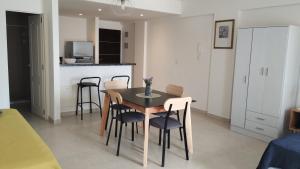 APA Leviosa- departamento nuevo con parrilla en el balcón