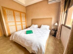 Art Villa Golf & Heated Pool