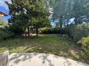 Elegant 4BR Home in Red Hill