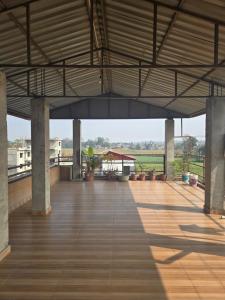 Sauraha Alley Inn Lumanti