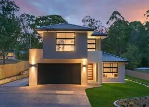 Tenah Merah Estate - Secluded & Spacious Family Home, 2 min to M1 entrance, 3 min to Hyperdome Shopping Centre - Loganholme