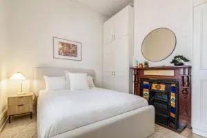 Little Ogrady - City to Sand Couples Retreat - Melbourne