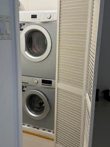 Harloes Suites - Kingston - Free Parking and Pool